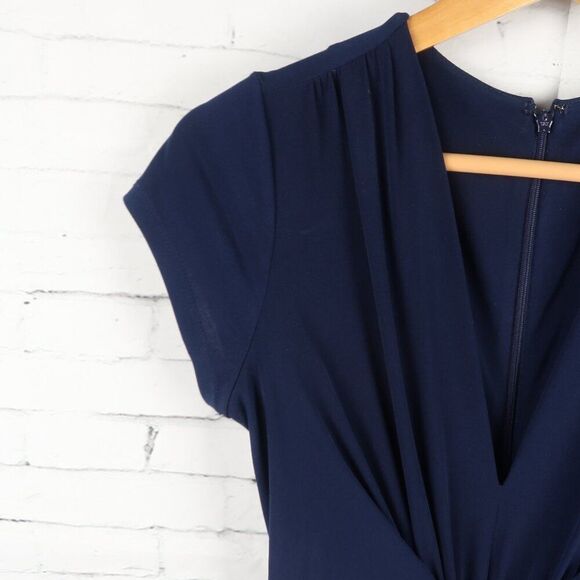 VINCE CAMUTO NAVY BLUE SHORT SLEEVE V NECK WIDE LEG JUMPSUIT SIZE XS - Picture 9 of 14